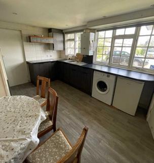 5 bedroom end of terrace house to rent, Briars Close, Hatfield