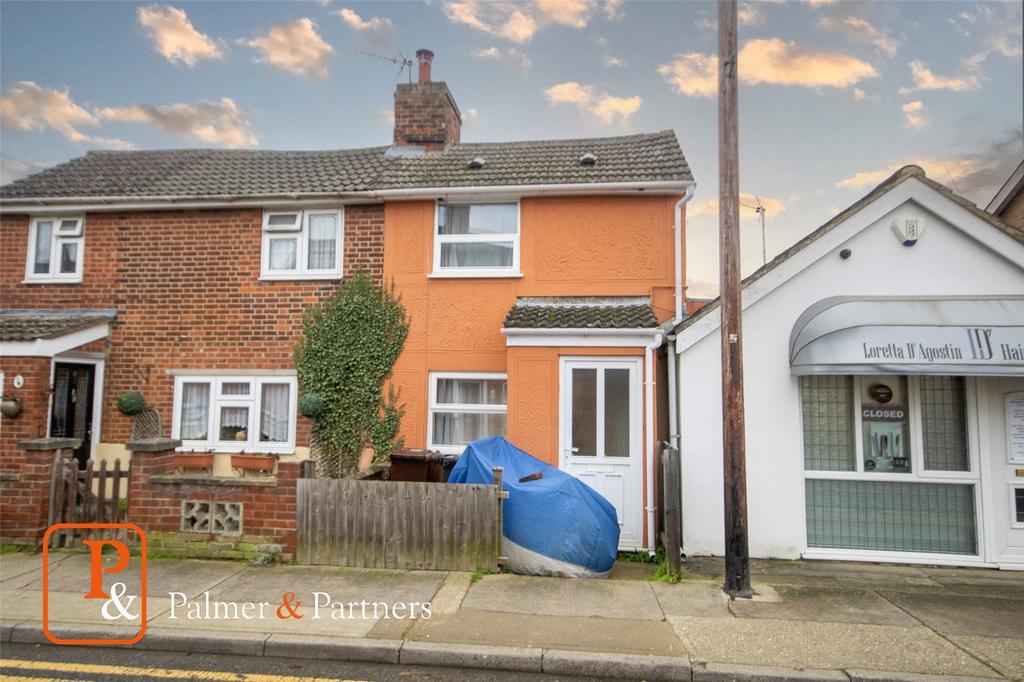 Nayland Road, Mile End, Colchester... 2 bed terraced house £230,000