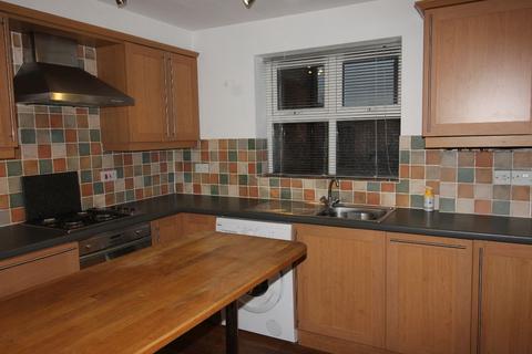 2 bedroom apartment to rent, Flat , Porchester Court, Forester Road
