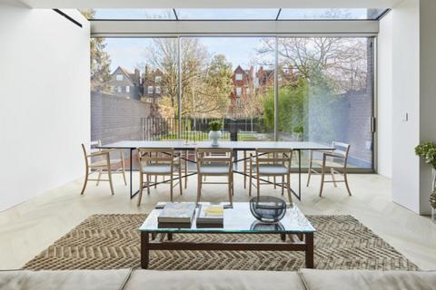 3 bedroom flat to rent, Maresfield Gardens, Hampstead, London