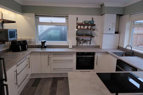 11 Grants Crescent, Seaham, SR7 7TR