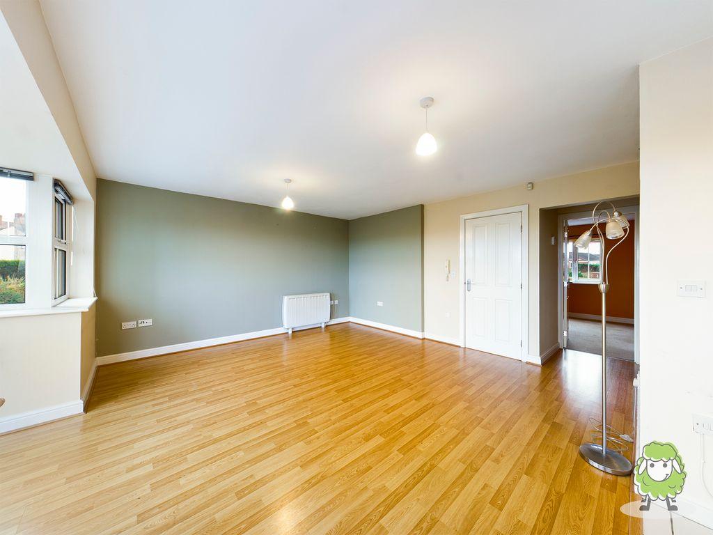 Waterloo Court, Lower Pilsley S45 8BP 2 bed apartment £120,000