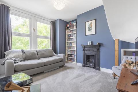 20a Kingsley Road, London, SW19 8HF
