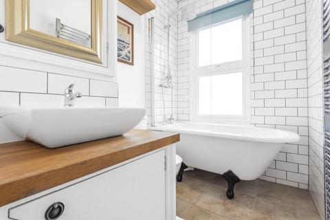 20a Kingsley Road, London, SW19 8HF