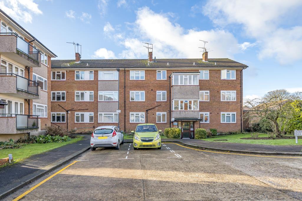 Stanmore, Middlesex, HA7 1 bed flat for sale £250,000