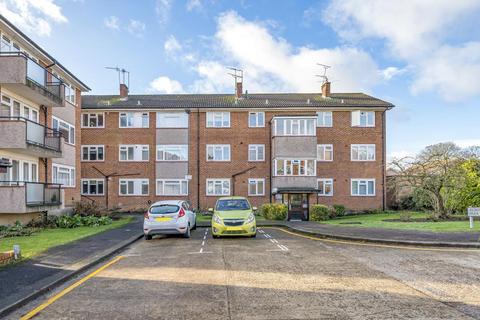 19 Albemarle Park, Stanmore, HA7 4HL