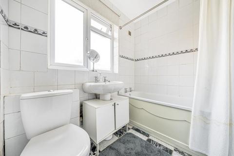 19 Albemarle Park, Stanmore, HA7 4HL