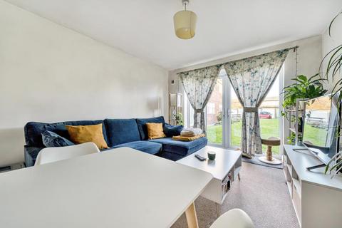 2 bedroom flat for sale, Northern Road, ,  Aylesbury,  HP19