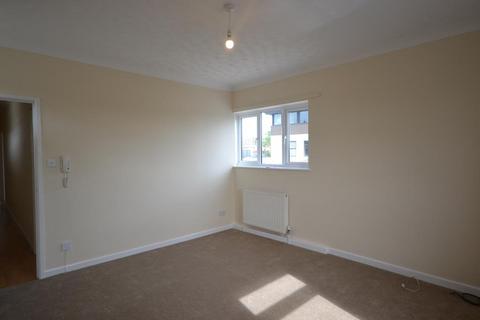 2 bedroom flat to rent, Longmead Industrial Estate, Shaftesbury,