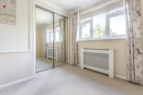 1 bedroom terraced house for sale - High Wycombe,  Buckinghamshire,  HP12