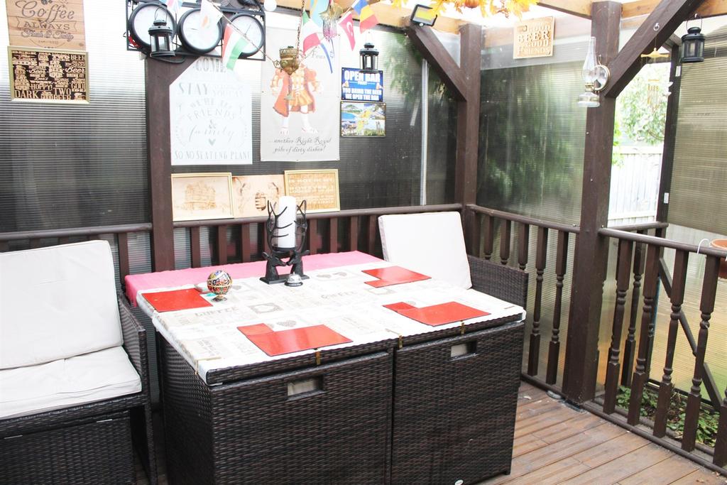 Garden seating