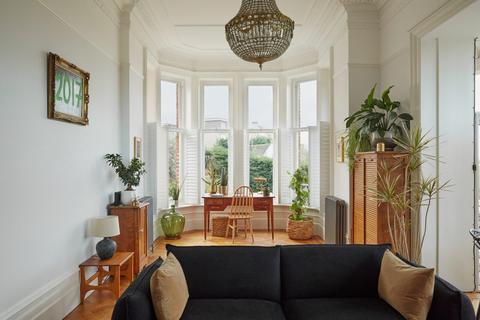 Flat 1, Furze Croft Gresham Way, St Leonards-on-sea, TN38 0UF