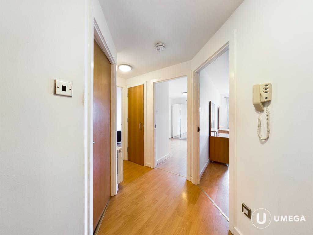 Constitution Street, Leith... 2 bed flat £895 pcm (£207 pw)
