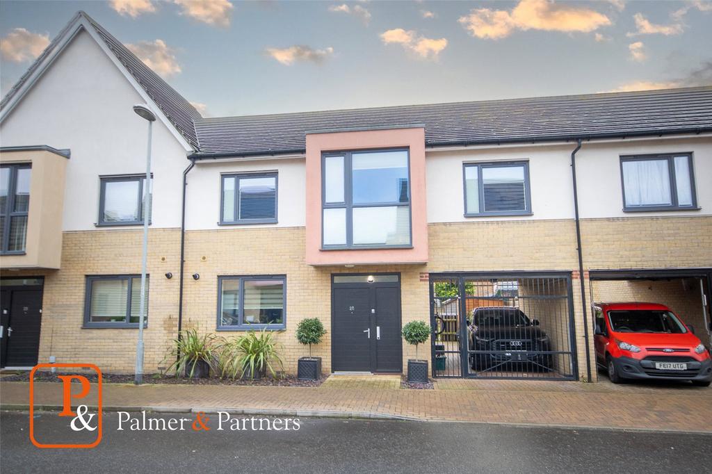 Endeavour Way, Colchester, Essex, CO4 3 bed terraced house for sale £