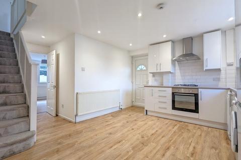 3 bedroom end of terrace house for sale, Silver Hill, College Town, Sandhurst, GU47