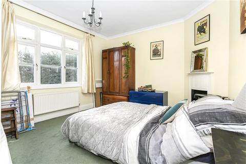 5 bedroom detached house for sale - Boughton Hall Avenue, Send, Woking, Surrey, GU23