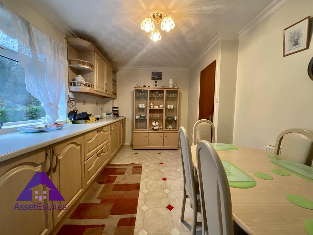 The Paddocks, Brynithel, Abertillery, NP13 2JN 3 bed detached bungalow