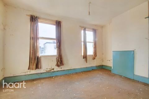 56 Buxton Road, Luton, LU1 1RE