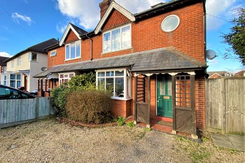 5 bedroom semi-detached house to rent, Aldershot Road, Guildford, Surrey, GU2