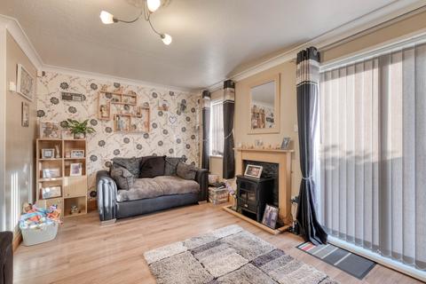 85 Aldington Close, Redditch, B98 7NF