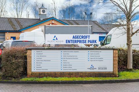 Industrial unit to rent - Agecroft Enterprise Park, Agecroft Road, Manchester, M27 8UW