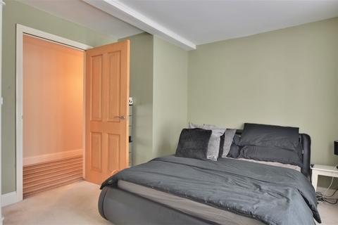3 bedroom apartment to rent, Livermore Lane, Dunmow