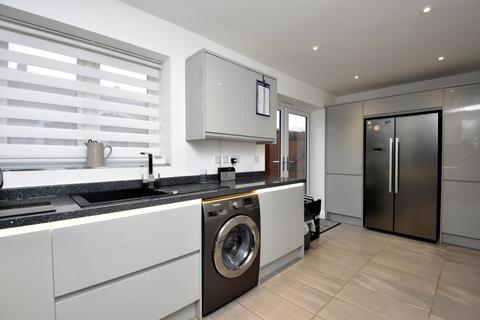 1b Conway Close, Ipswich, IP2 8PR
