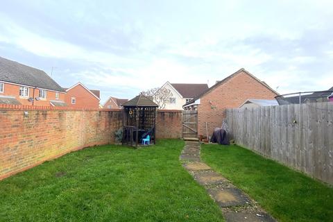 30 Oak Eggar Chase, Pinewood, Ipswich, IP8 3TJ