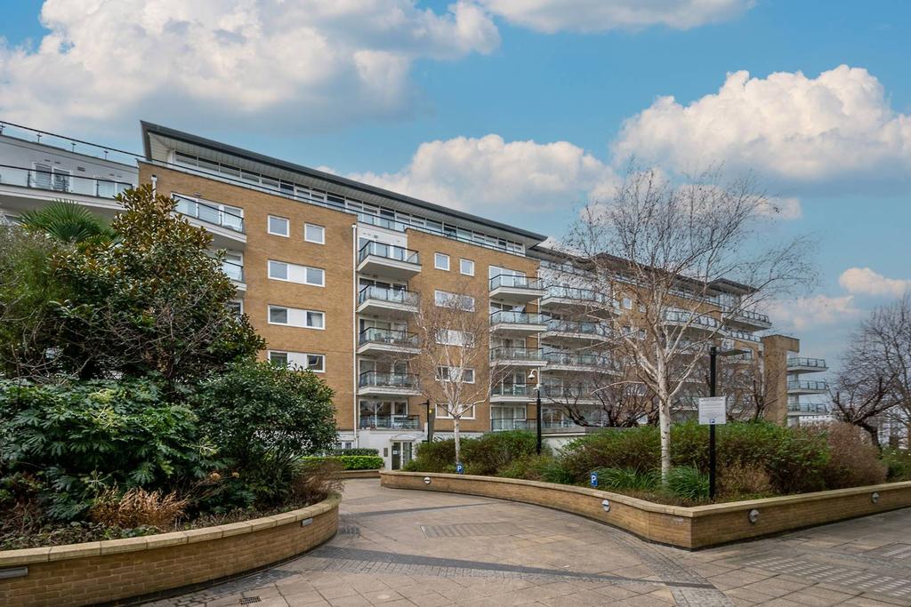 Smugglers Way, Wandsworth Town... 2 bed flat £2,500 pcm (£577 pw)