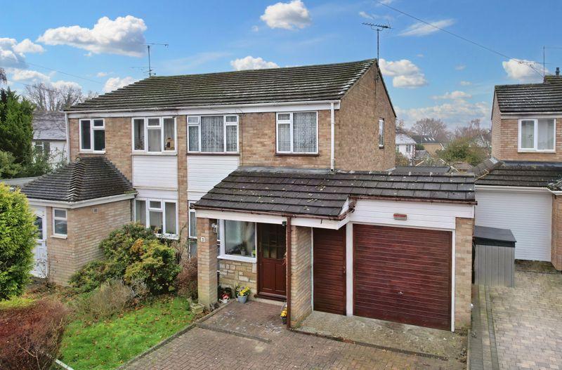 Wilderness Road, Camberley 3 bed semidetached house for sale £460,000