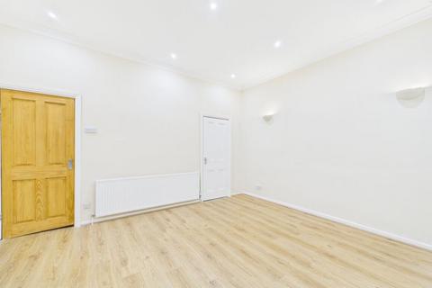 4 bedroom terraced house to rent, 84 Hollin Lane, Middleton M24 5EF