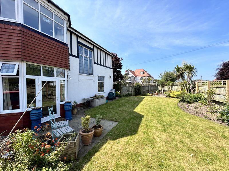 Ebberston Road East, Rhos on Sea 4 bed detached house for sale - £549,950