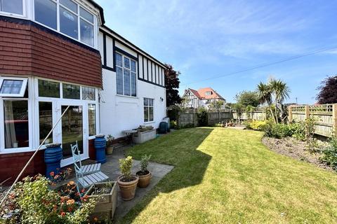 4 bedroom detached house for sale, Ebberston Road East, Rhos on Sea