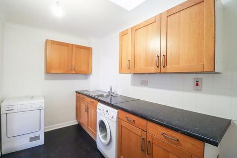 10k Lancaster Gardens, Southend-on-sea, SS1 2NT