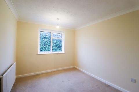 10k Lancaster Gardens, Southend-on-sea, SS1 2NT