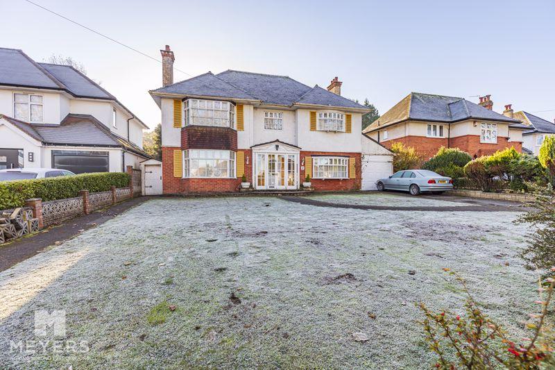 Carbery Avenue, Southbourne, BH6 5 bed detached house for sale £900,000