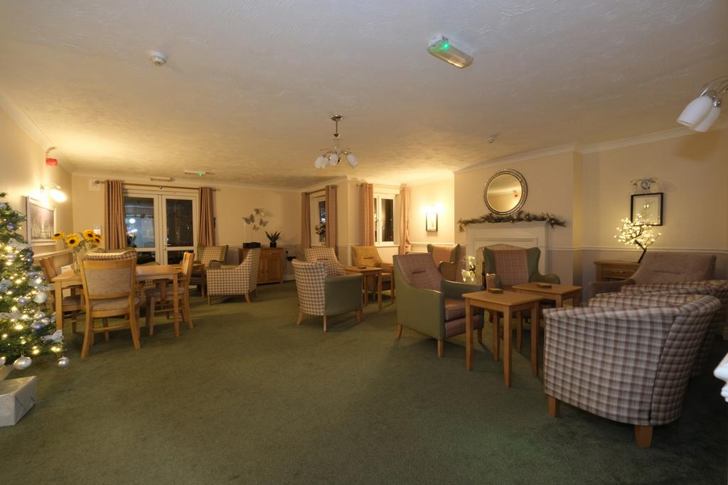 Communal Lounge