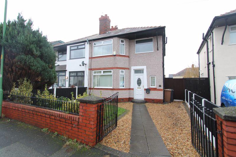 Newlyn Avenue, Litherland, Liverpool 3 bed semidetached house £200,000
