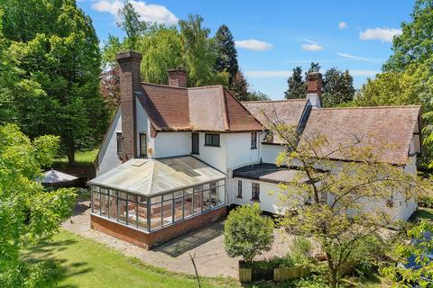 4 bedroom detached house for sale, Rattlesden, Suffolk