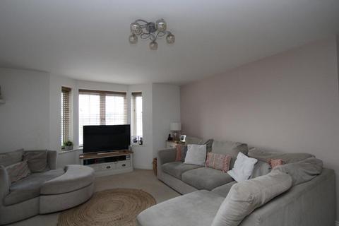 2 bedroom apartment for sale - Victoria Grove, Flitwick, Bedfordshire, MK45 1GD