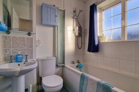 1 Adelaide Close, Houghton Conquest, Bedford, MK45 3EL