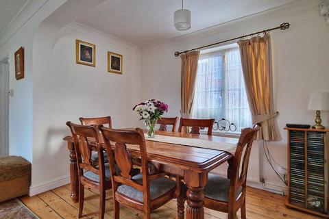 1 Adelaide Close, Houghton Conquest, Bedford, MK45 3EL