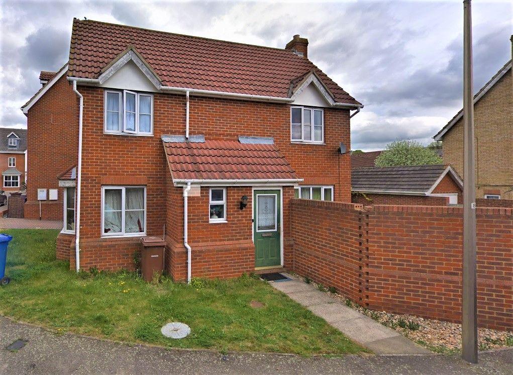 Norfolk Place, Chafford Hundred, Grays 3 bed detached house for sale