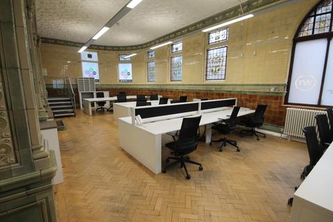 Office to rent - The Bruce Building, 115 Percy Street, Newcastle Upon Tyne