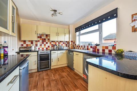 34 Beresford Close, Andover, SP10 2HN