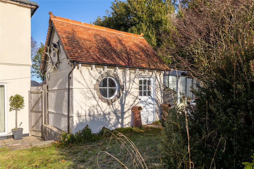 Apple House