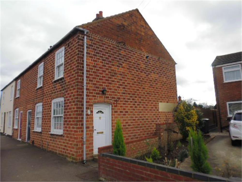 Clifton Road, Shefford, Beds 1 bed end of terrace house £675 pcm (£