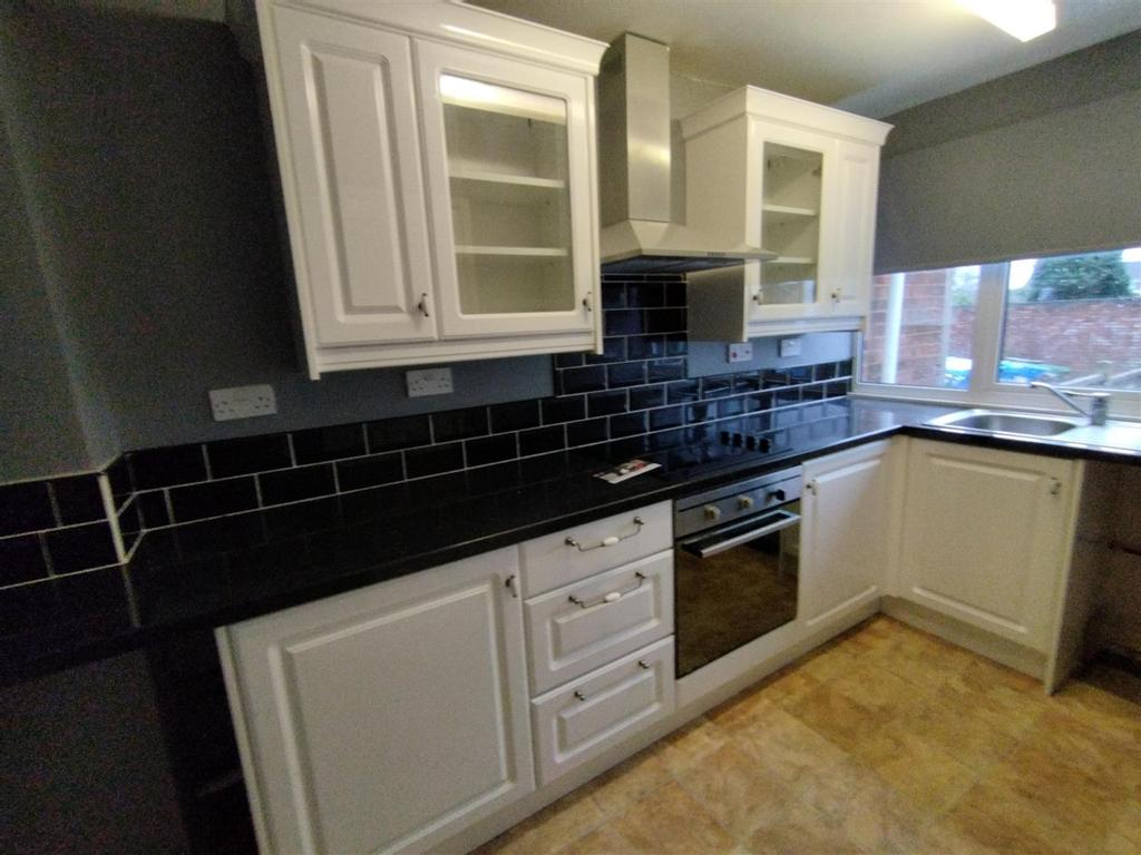Anson Road, Walsall 2 bed house £850 pcm (£196 pw)