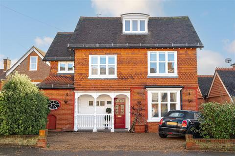 1 Park Lane, Reigate, RH2 8JU