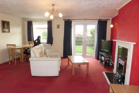 65 Ashdale Drive, Birmingham, B14 4TX